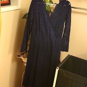 Blue embroidery floral pattern dress